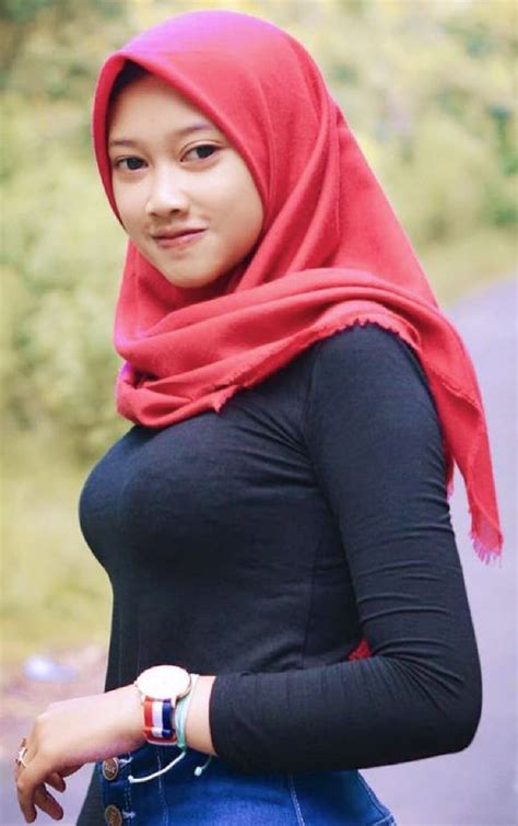 Hijab teen Letting Her Guards Fall Down - Babi Star. . Bokep jilbob